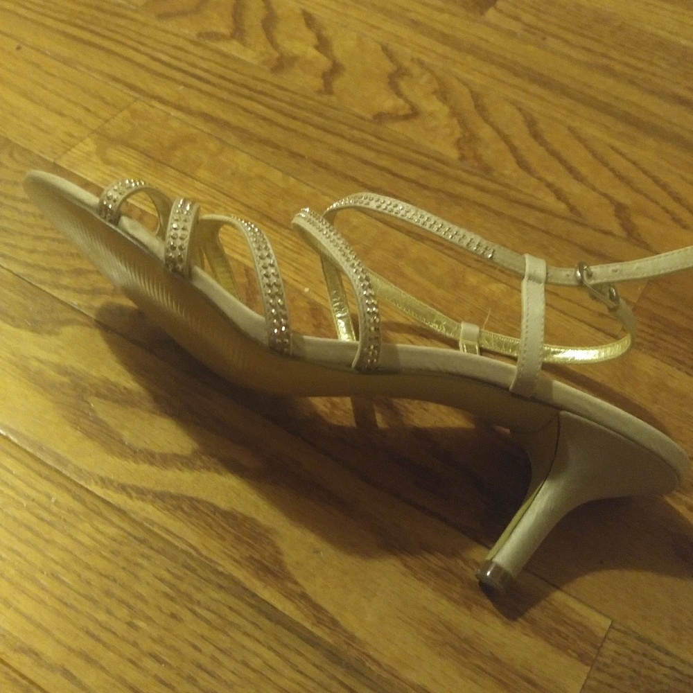 Formal heels - Picture 2 of 3